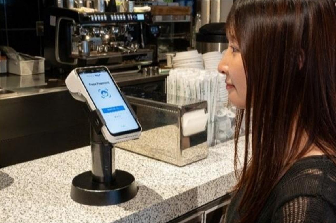 顔認証だけで支払い SBPS「PayCAS」とNECが技術連携