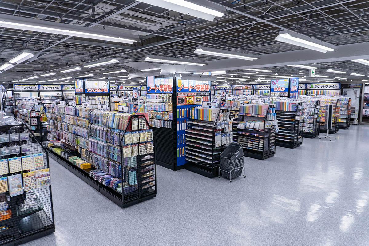 ヨドバシカメラは実は文具もスゴイ! 「品ぞろえNo.1」にかける情熱