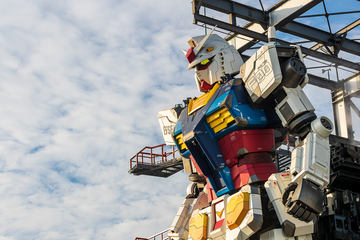 上海に実物大 フリーダムガンダム 海外初の ららぽーと Impress Watch