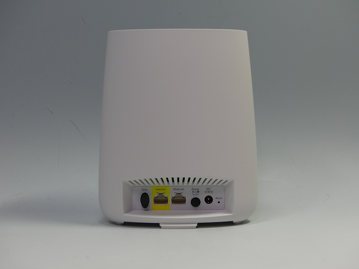 日本の住宅環境にジャストフィットなメッシュWiFiシステム「Orbi